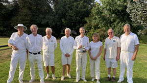 Blewbury and Nottingham teams at the Short Croquet Final. Andrew Beaumont holding the trophy